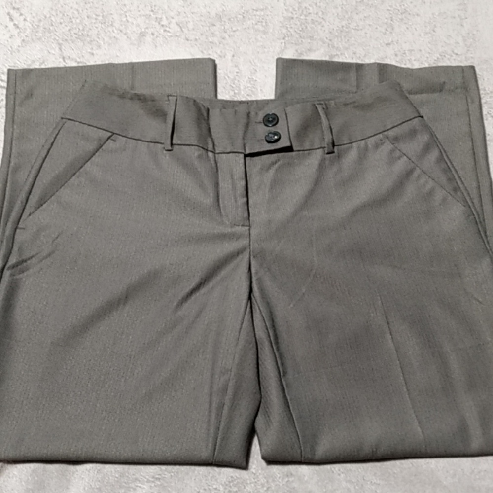 Ladies apt. 9 dress pants
